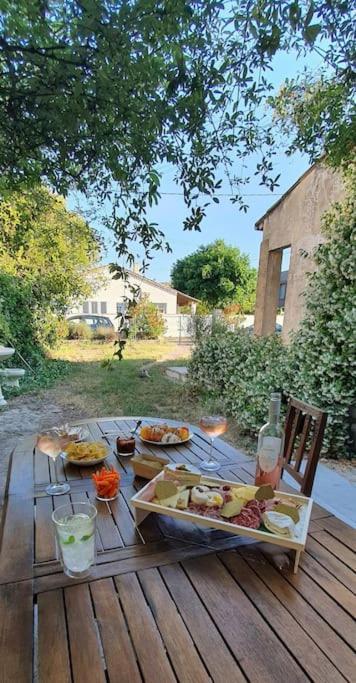 Villa Interlude à LʼIsle-sur-la-Sorgue Extérieur photo